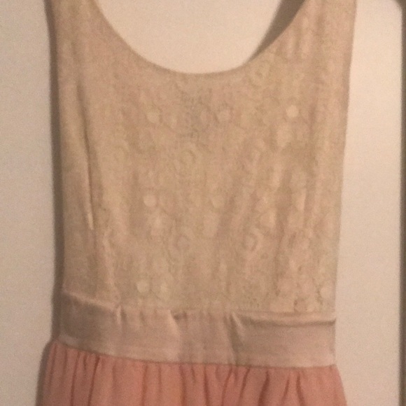 Blush pink Chiffon / lace dress - Picture 2 of 3
